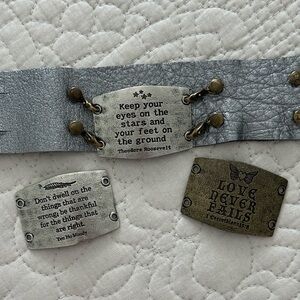 Lenny & Eva Gray Leather Bracelet with Inspirational Quotes 3 interchangeable✨